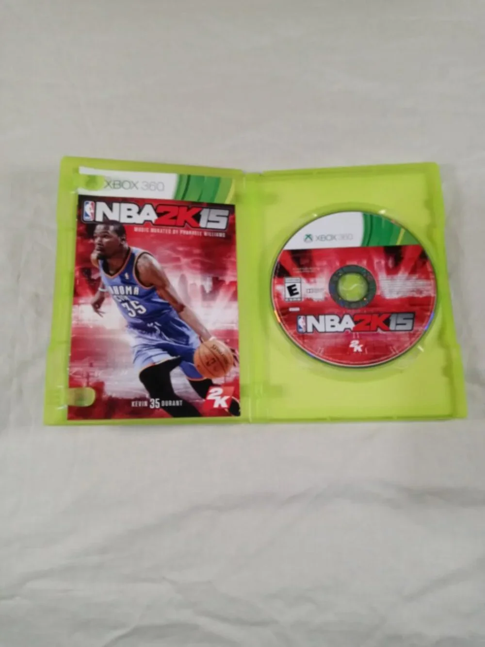 Microsoft Xbox 360 2014 NBA 2K15 Basketball Sports Kevin Durant 35 Game with DVD